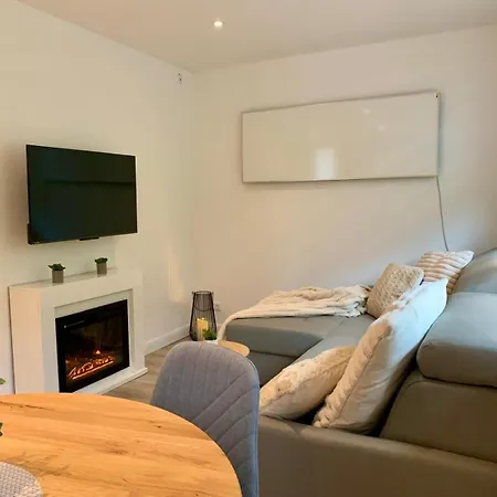 Modernes Waldhaus An Der Müritz-elde-wasserstraße * Matzlow-Garwitz