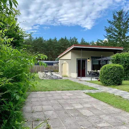 Modernes Waldhaus An Der Müritz-elde-wasserstraße Ferienhaus Matzlow-Garwitz